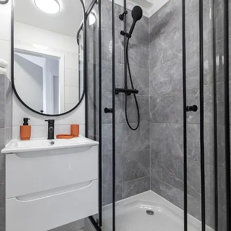 Ruby By The Sea Apartament Widok Na Morze דירה